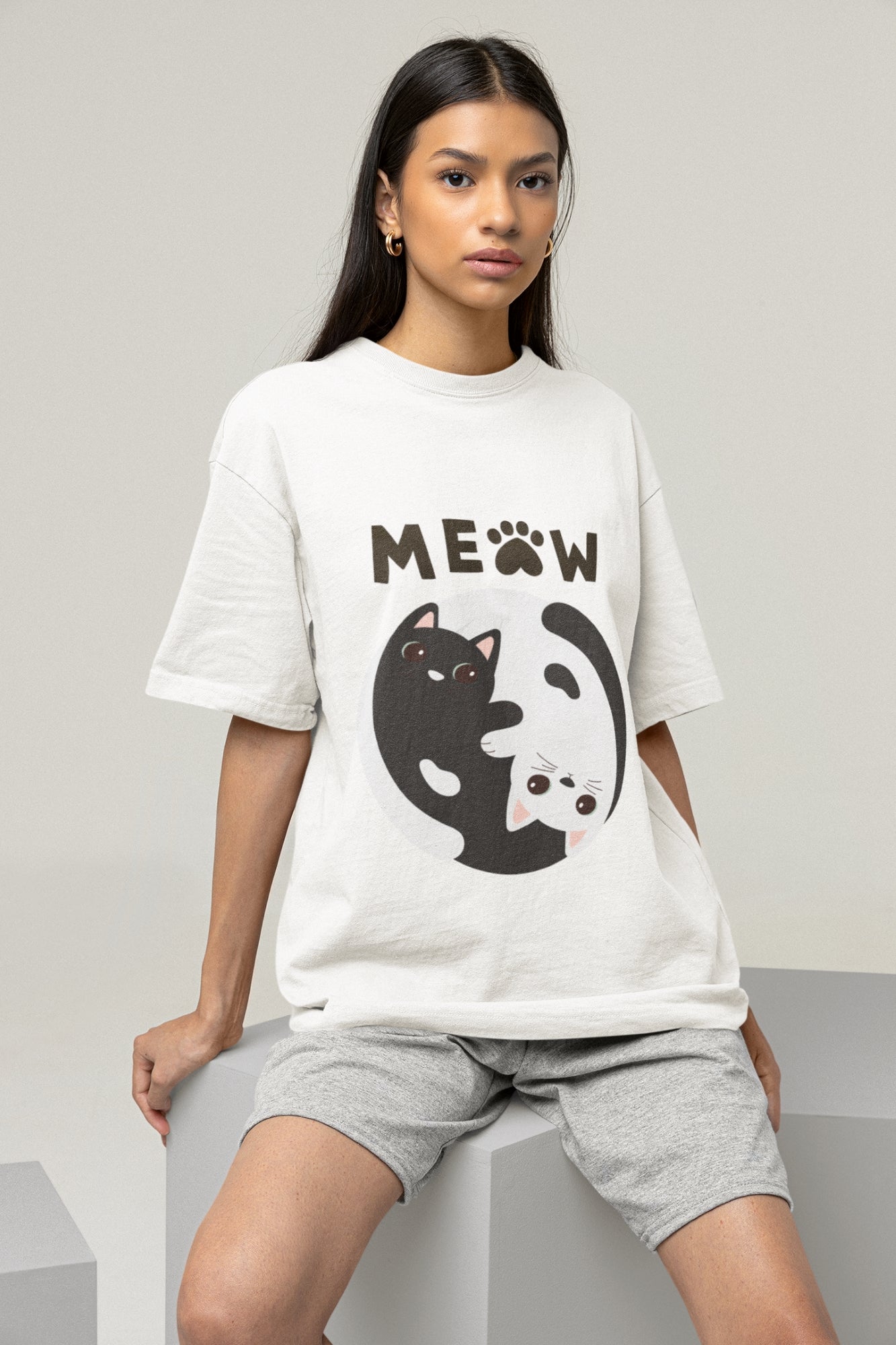 Meow White oversized T-shirts