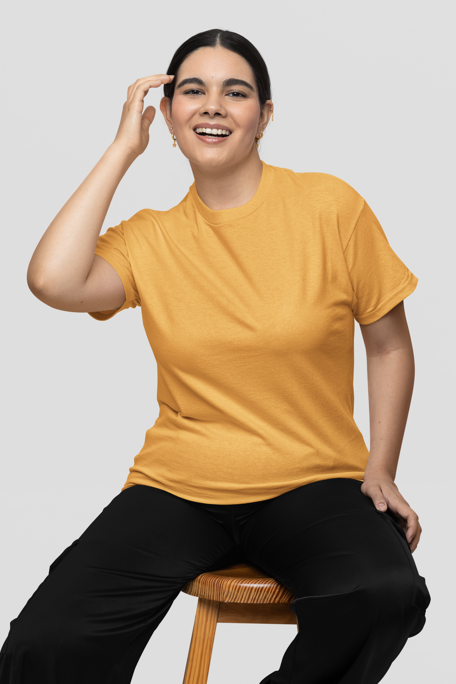 Women's yellow T-shirts
